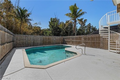 Captains Cove, 2- bedrooms 2.5- baths, Piling Home and pool at - photo 29