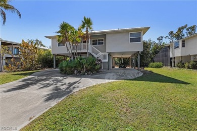 Captains Cove, 2- bedrooms 2.5- baths, Piling Home and pool at - photo 32
