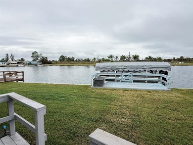 Lake Palatlakaha Home For Sale in Clermont Florida