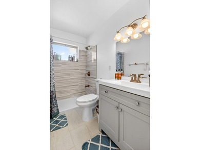 Welcome to this beautifully updated 2-bedroom, 2-bathroom - photo 5