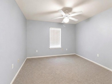 Discover this spacious two-story, three-bedroom townhome in - photo 18