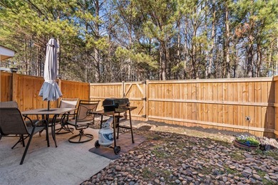 Amazing 2BD/2BA townhome professionally remodeled in the