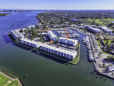 Enjoy exceptional waterfront living in this beautifully - photo 36