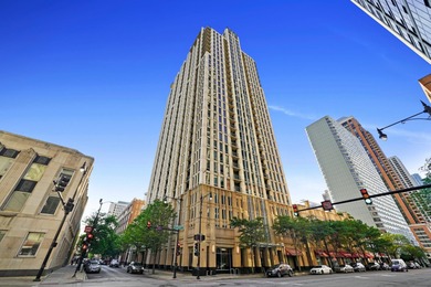 Lake Michigan - Cook County Condo For Sale in Chicago Illinois