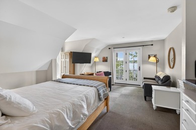 Enjoy effortless waterfront living at Sheepscot Harbour Village - photo 6
