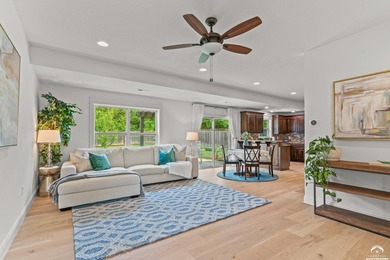 Welcome to this beautiful South facing 2 story with an open - photo 2