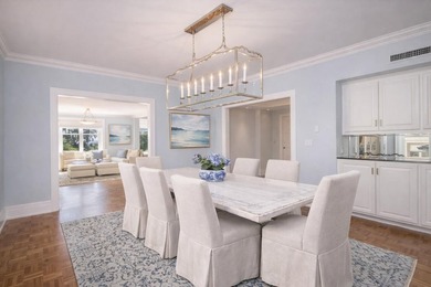 Exceptional lakefront residence on Milwaukee's Gold Coast - photo 4