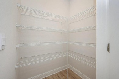 Need space and a great location at an affordable monthly - photo 11