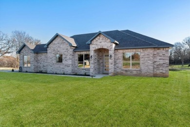 Lake Home For Sale in Corsicana, Texas
