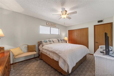 Top-floor living w/vaulted ceilings & unforgettable main channel - photo 12