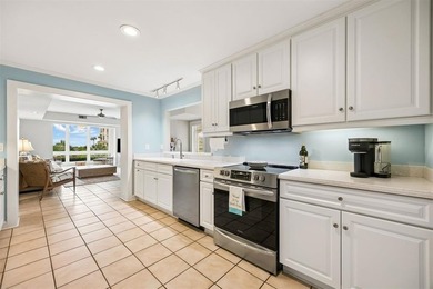 Experience the very best of oceanfront living from this - photo 16