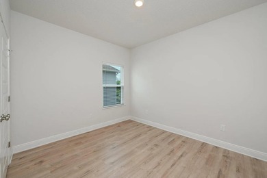 Need space and a great location at an affordable monthly - photo 25