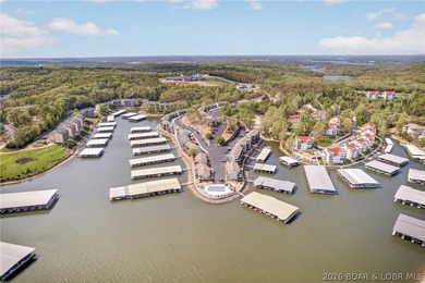 Top-floor living w/vaulted ceilings & unforgettable main channel - photo 28