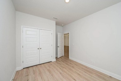 Need space and a great location at an affordable monthly - photo 30