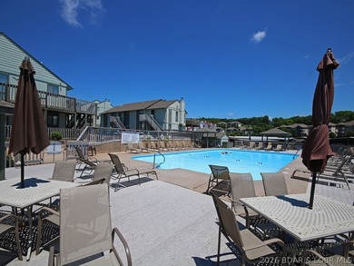 Top-floor living w/vaulted ceilings & unforgettable main channel - photo 33