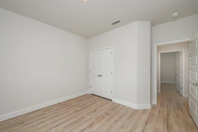 Need space and a great location at an affordable monthly - photo 39