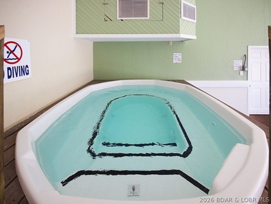 Top-floor living w/vaulted ceilings & unforgettable main channel - photo 42