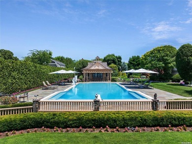 Indulge in the ultimate luxury at this magnificent beachfront - photo 4