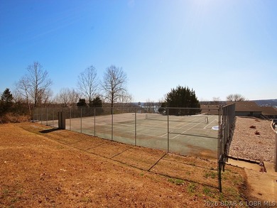 Top-floor living w/vaulted ceilings & unforgettable main channel - photo 45
