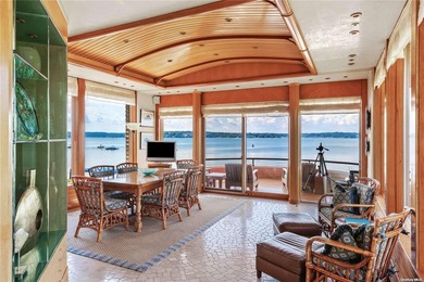 Indulge in the ultimate luxury at this magnificent beachfront - photo 9