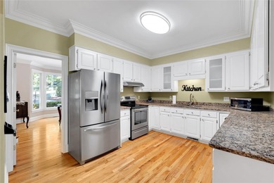 PRICED TO SELL!! Beautiful 5BD/4.5BA with bonus room, full - photo 11