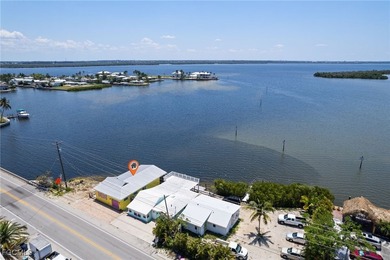 Wonderful seaside cottage with open water views! On any given - photo 22