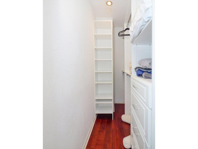Built in 2002, this light-filled 4-bed, 3-bath hoome pairs - photo 27