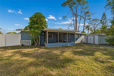 Great Block Built home in Gulf Gate with HUGE backyard! Just - photo 46