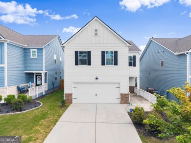Lake Home For Sale in Flowery Branch, Georgia