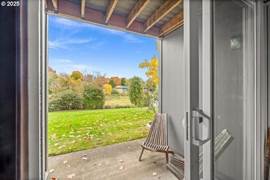 Seller to pay HOA's through July 2026! Lovingly updated condo - photo 2