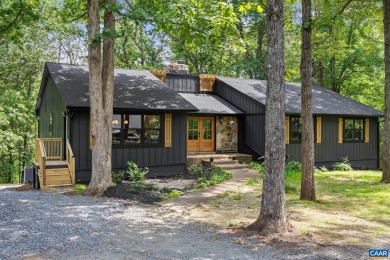 Lake Home For Sale in Palmyra, Virginia