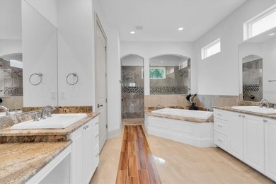 Welcome to 811 Birdie Way, a stunning custom-built waterfront - photo 15