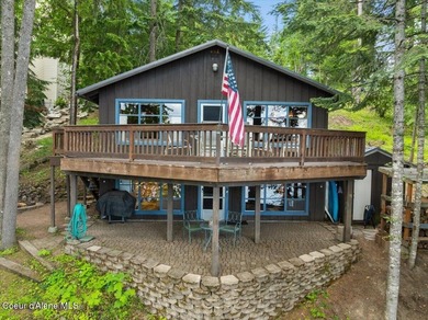 With 90 feet of private lake frontage and your own private dock - photo 1