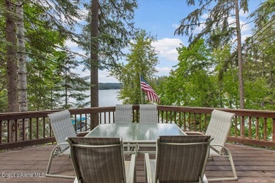 With 90 feet of private lake frontage and your own private dock - photo 3