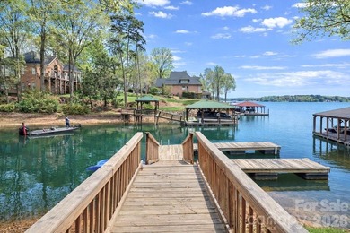 Experience exceptional Lake Norman waterfront living in this - photo 9