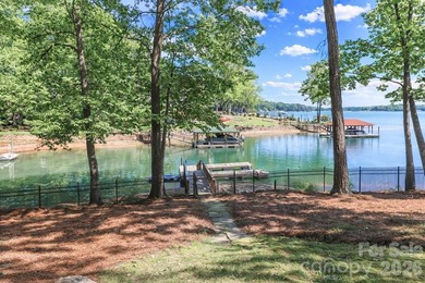 Experience exceptional Lake Norman waterfront living in this - photo 10