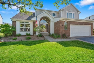(private lake, pond, creek) Home Active Under Contract in Lake In The Hills Illinois