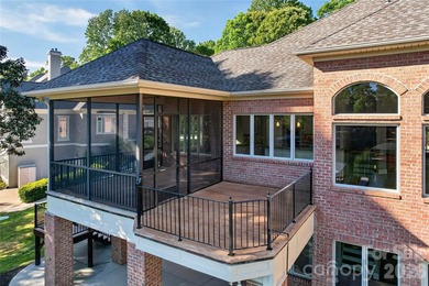 REFINED WATERFRONT LIVING AT IT'S BEST! Meticulously renovated - photo 8