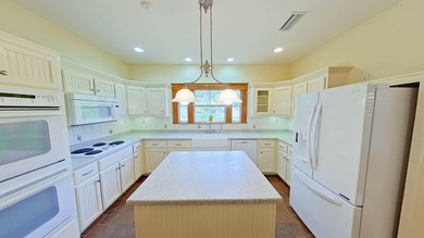Welcome home, as you enter the private gate you'll feel privacy - photo 30
