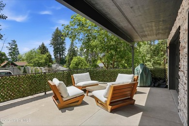 Enjoy one of the Newest Iconic Sanders Beach homes backing up - photo 31