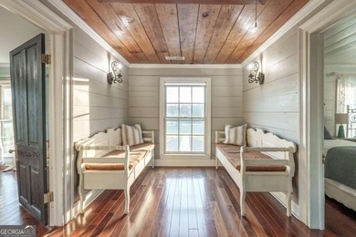 An Exquisite Turn-Key Estate Offering Luxury Living, Event - photo 31