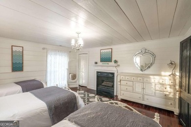 An Exquisite Turn-Key Estate Offering Luxury Living, Event - photo 34