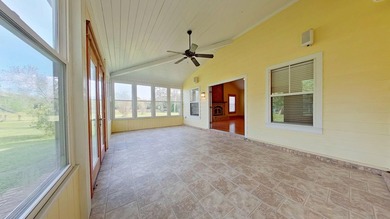 Welcome home, as you enter the private gate you'll feel privacy - photo 38