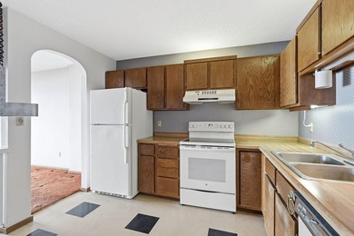 This unit is a handy person special, an opportunity to build - photo 8