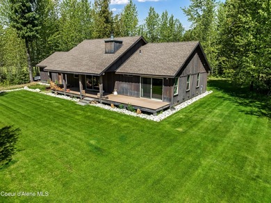 This beautiful single-level home sits on the Priest Lake Golf - photo 12