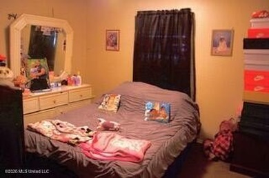 Great First time Home Buyer or Investor looking for a ready made - photo 14