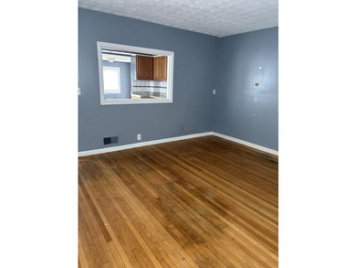 HOUSE MUST BE MOVED. This charming Cape Cod, built in 1945, is - photo 3