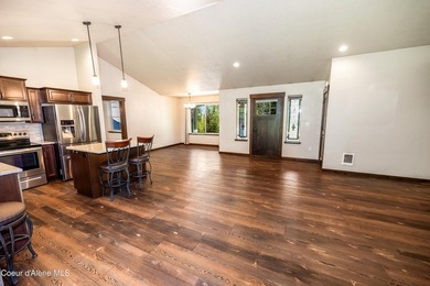 This beautiful single-level home sits on the Priest Lake Golf - photo 25
