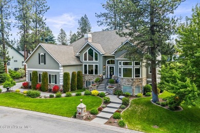 Nestled within the prestigious Highlands Golf Course community - photo 1