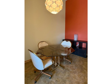 If you are looking for a large spacious one bedroom unit with a - photo 5